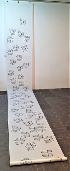 100 voor Moria, 2023, zeefdruk op chinees rijstpapier, 70 x 500cm 